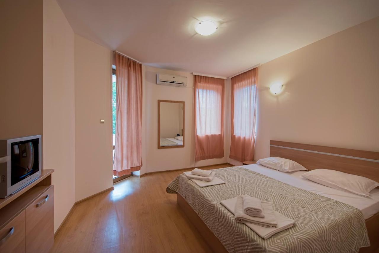 Chateau Del Mar Holiday Apartments Sunny Beach Exterior foto